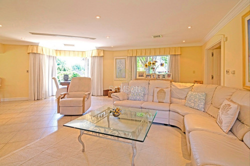 Importante Propiedad En Venta, Punta Del Este- Ref: 63648