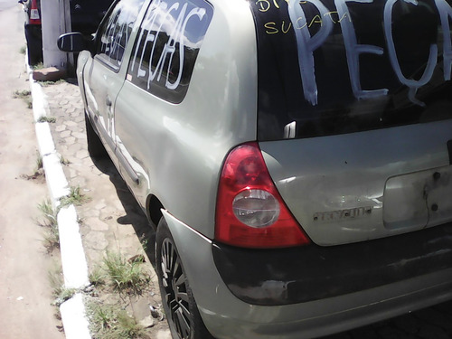 Imagem 4 de 12 de Sucata De Veículo Clio Hatch 1.0 16v Potor Câmbio Peças