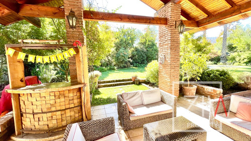 Gran Casa 5 Dorm 4 Baños, 12 Estac. - Newland - Ziw Property