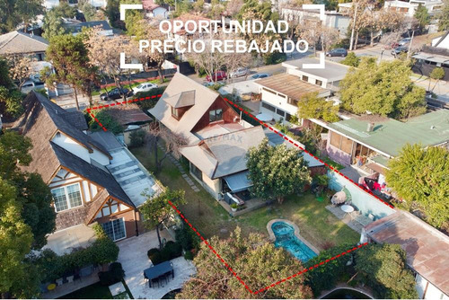 Oportunidad! Excelente Ubicación! Terreno Grande!