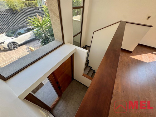 Casa En Arriendo De 4 Dorm. Mas Serv En Chamisero Colina