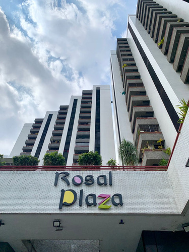 Apartamento En El Rosal (res. Rosal Plaza )