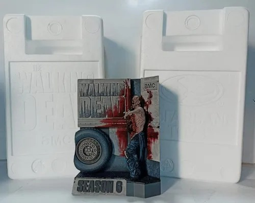 Mcfarlane Toys Truck Walker Season 6 Figura The Walking Dead