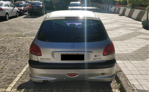 Peugeot 206 Presence 1.4 8v 3p 2004/2004