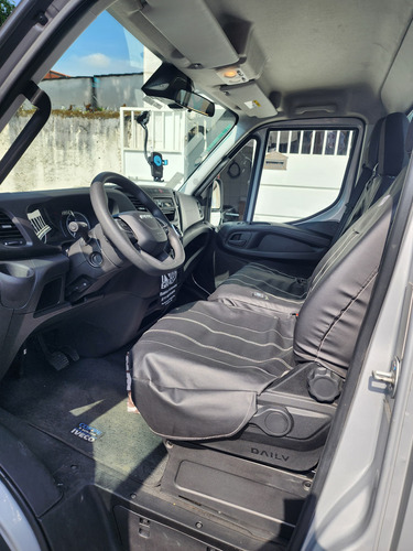 Iveco Daily Chasis 3.0 35-180 3520 Cab. Simples Hi-Matic 2P