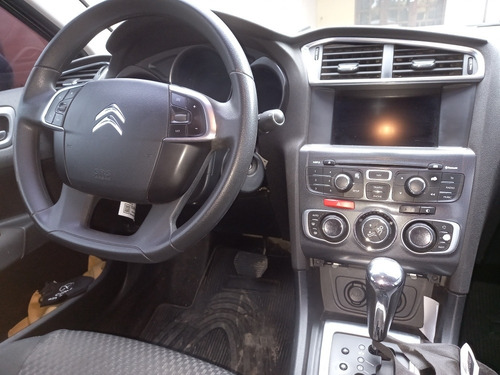 Imagen 9 de 12 de Citroën C4 Lounge 2015 1.6 Tendance At6 Thp 163cv Am16