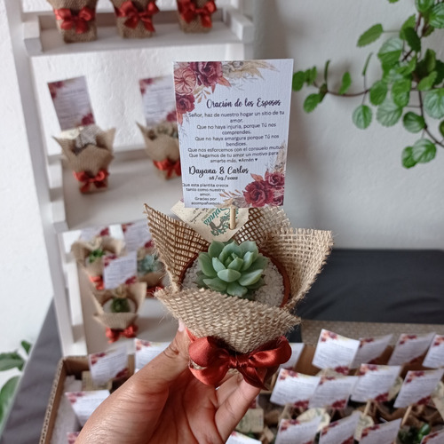 Imagen 6 de 6 de Recuerdos De Yute Con Plantitas - Cactus Y Suculentas