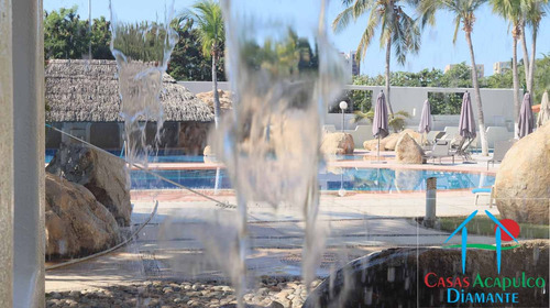 Cad Son Vida Petén Ph C8. Terraza Con Vista A Los Jardines Y Albercas