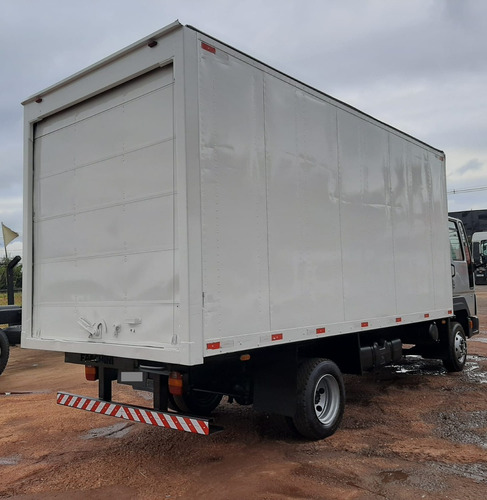 Imagem 3 de 24 de Ford Cargo 815 2002 4x2 Baú (oportunidade Única)