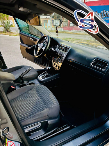 Volkswagen Jetta 2.5 Bicentenario Tiptronic At