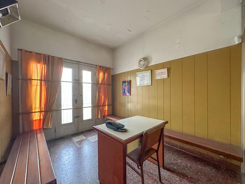 Casa En Venta En Lanús Este Con Patio