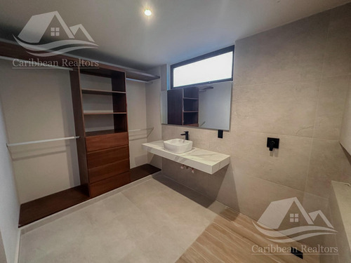 Casa En Venta En Via Cumbres Cancun