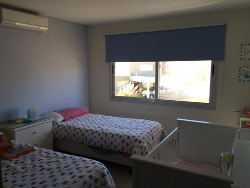 Casa En Barrio Privado A 5 Min. Aerop. De Nqn. Dueño Directo