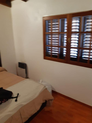 Casa Venta 2 Dormitoris 1 Baño, Patio Con Parrilla Y Cochera - Terreno 280 Mts 2 - Ringuelet