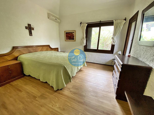 Hermosa Casa En Venta En Playa Mansa- Ref: 5929