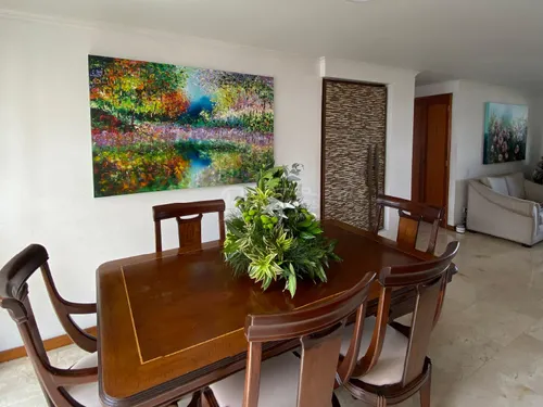 Apartamento En Venta En Los Balsos. Cod V776099
