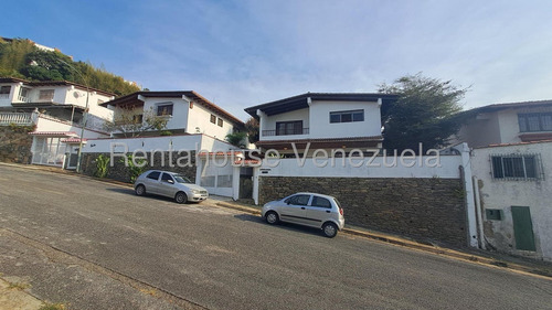 Linda ,comoda Y Funcional Casa En Venta Ubicada En Naranjos Del Cafetal 24-18040
