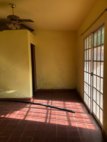 Casa Centrica Sobre Lote De 357 M2 - Villa De Las Rosas / Traslasierra
