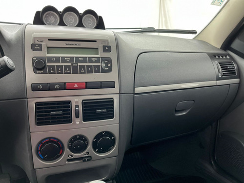 Fiat Strada 1.8 MPI ADVENTURE CE 16V FLEX 2P MANUAL