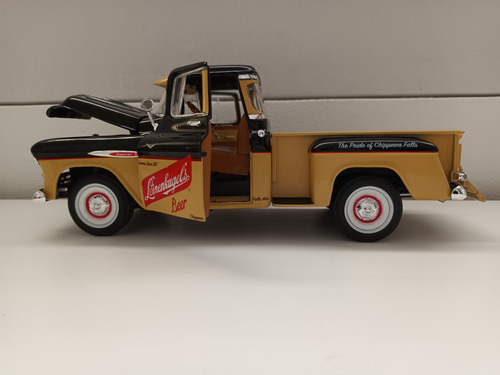 Auto World Chevy Stepside 1957 Escala 1:18 Negro (Usado)