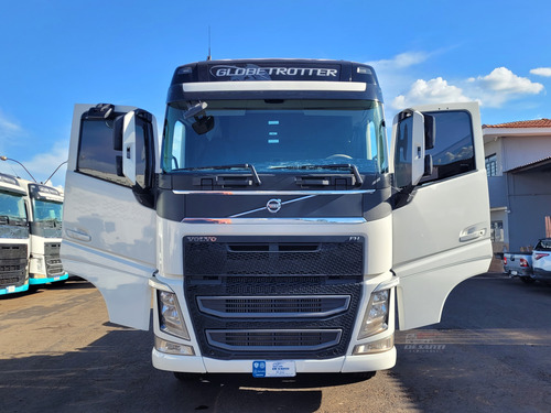 Volvo Fh 540 Ano 2020/21 6x4 I-shift Globetrotter