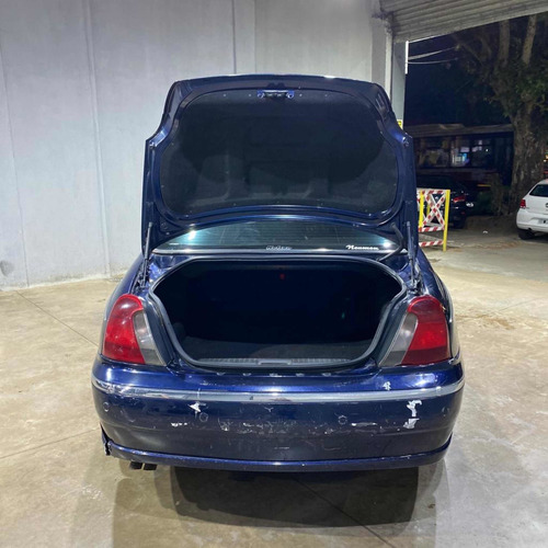 Imagen 7 de 11 de Rover 75 V6
