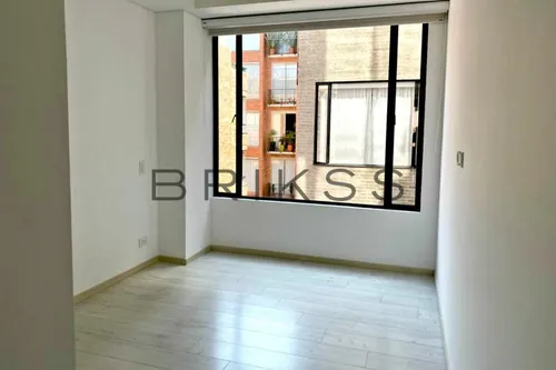 Apartamento En Venta En Chiconavarra. Cod V1994