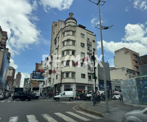 Local Comercial Candelaria Avenida Universidad