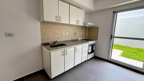 Venta Ph - 4 Amb A Estrenar Patio Y Jardín