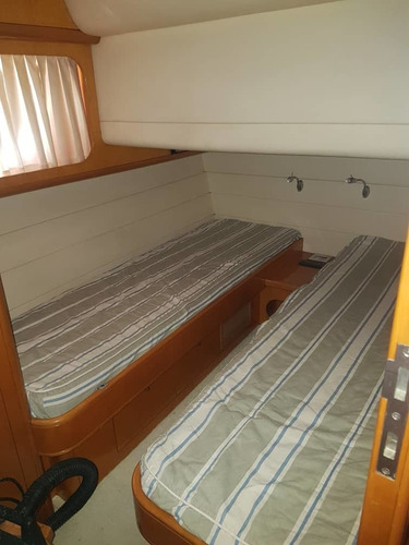 Imagen 9 de 13 de Yate Uniesse Fly 44 Lv758