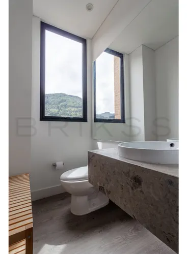 Apartamento En Arriendo/venta En Chico Reservado. Cod A6640