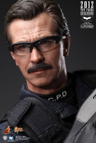 Hot Toys Jim Gordon Swat Batman Begins Dc Warner Comissário (Usado)