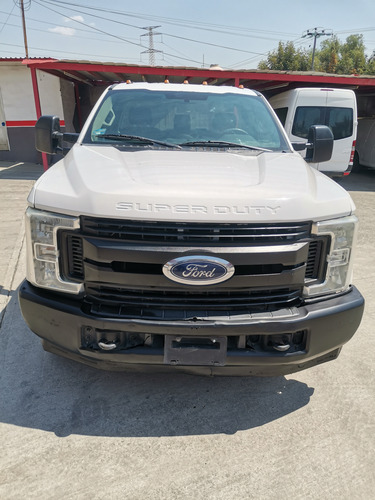 Ford F-350 6.3l Xl 6.2 Mt