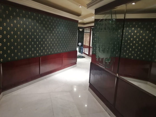 Imagen 21 de 27 de Departamento En Venta, Paseo De Los Laureles / Lomas De Vist