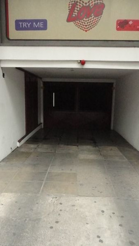 Imagen 6 de 6 de Cochera Cubierta En Caseros Zona Centro