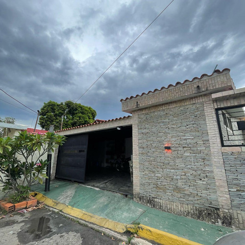 Casa De Esquina En Ventaciudad Alianza Equipada. An