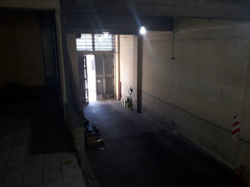 Imagen 8 de 27 de Excelente Galpón Con Vivienda. Rucci 934