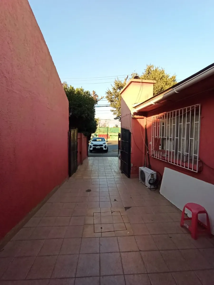 Imagen 2 de 24 de Hermosa Casa De Un Piso , Cerca Metro Rodrigo De Araya