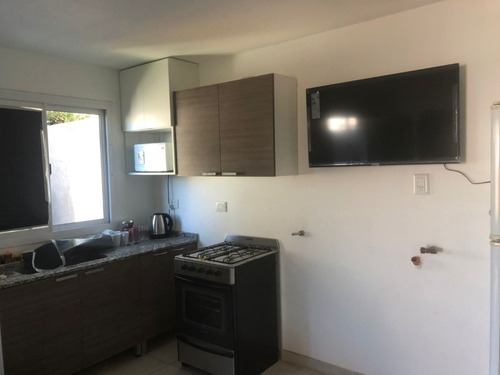 Imagen 6 de 15 de Farias&farias Vendo Duplex De 2 Dormitorios En El Centro De Villa Allende