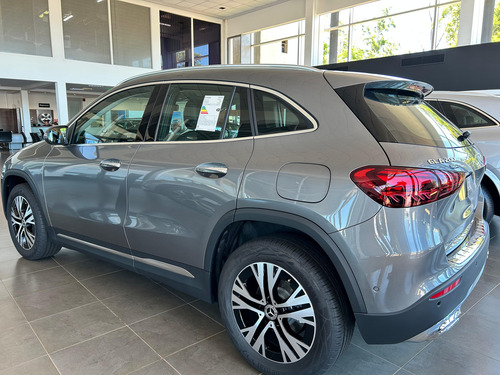 Mercedes-Benz Clase GLA 1.3 Gla200 Progressive 163Cv