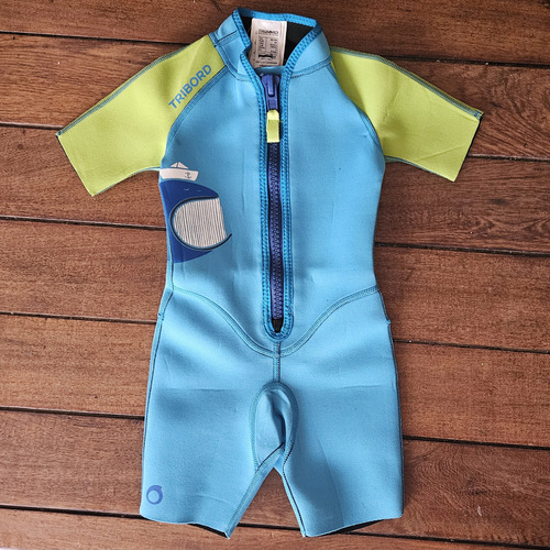 Traje De Neuprene Para Niños Marca Tribord Talle 4 (Usado)