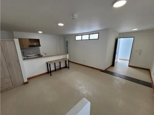 Se Arrienda Apartaestudio En Laureles 401