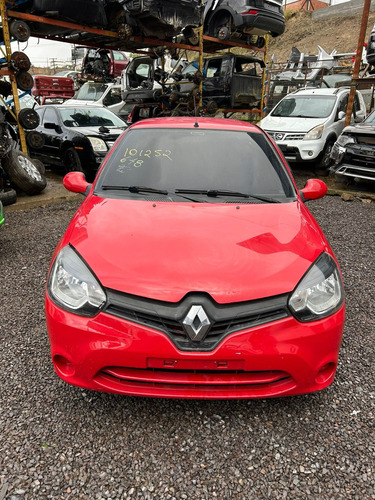 Sucata Renault Clio 1.0 2016 80cvs 66.861km - Rs Auto Peças