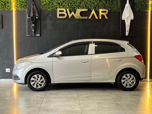 Chevrolet Onix 1.0 MPFI LT 8V FLEX 4P MANUAL