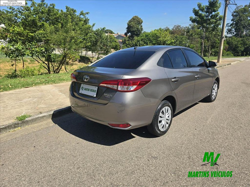 Toyota Yaris 1.5 16V FLEX SEDAN XL MULTIDRIVE
