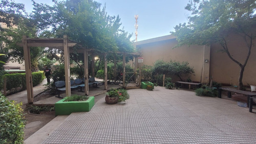 Portugal / Av. Irarrazaval, 40mt, 2 Dorm, 2 Baños