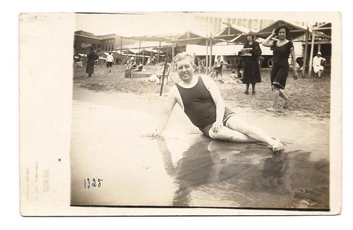 Foto Postal Antigua Hombre Playa 1925 Mar Del Plata 11 B3