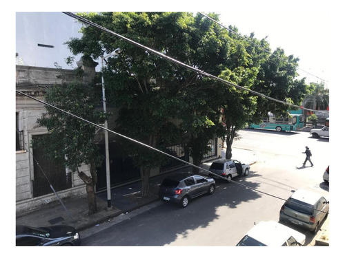 Imagen 13 de 14 de Oficina En Primer Piso Metros De La Avda. Mitre