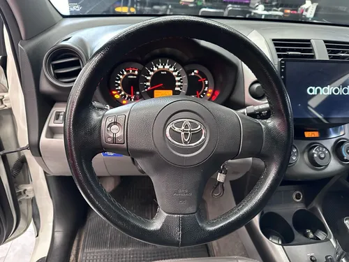 Toyota RAV4 2.4 Life 4x2