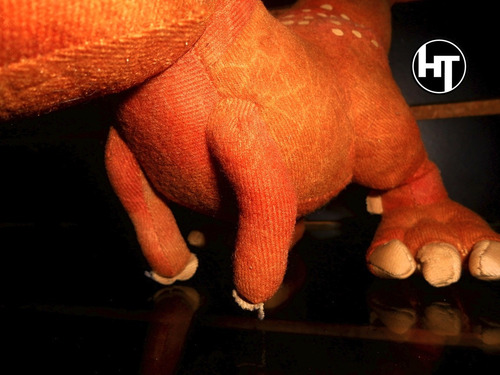 Imagen 6 de 10 de Disney, Pixar, Dinosaur, El Viaje De Arlo, Butch, Peluche